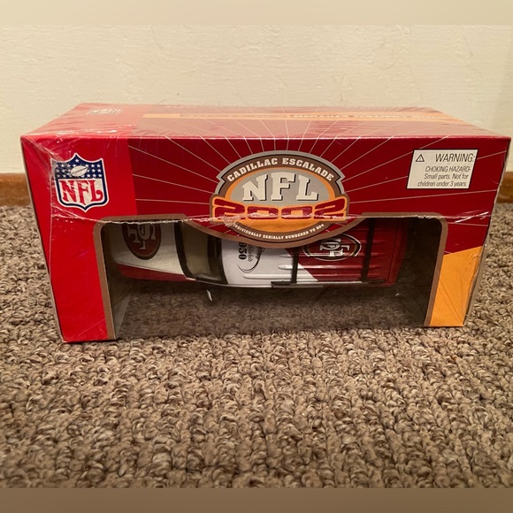 NFL Limited Edition 2002 49ers Escalade - Picture 8 of 8